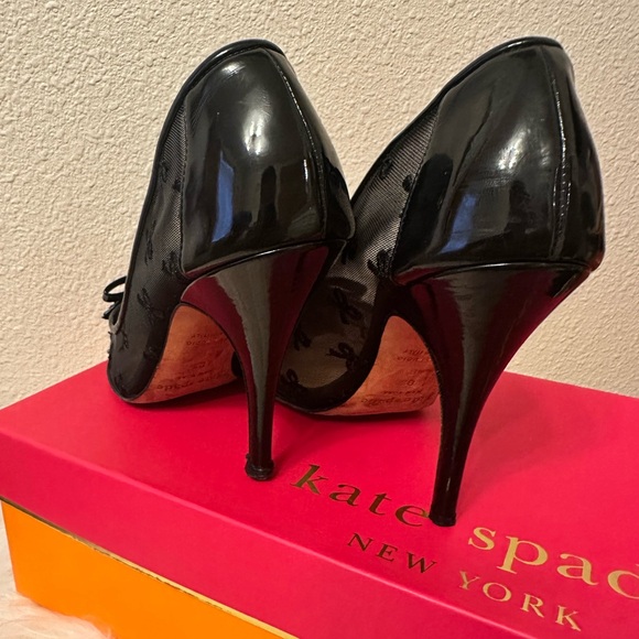 ♠️Kate Spade Bow Mesh Heels♠️ - Picture 5 of 7